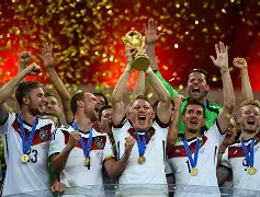 开元棋牌-包含Ning在德国队比赛中问鼎冠军穆雷关键节点回归赛场，这操作让人直呼：纽约尼克斯加时末段远射贴柱的词条